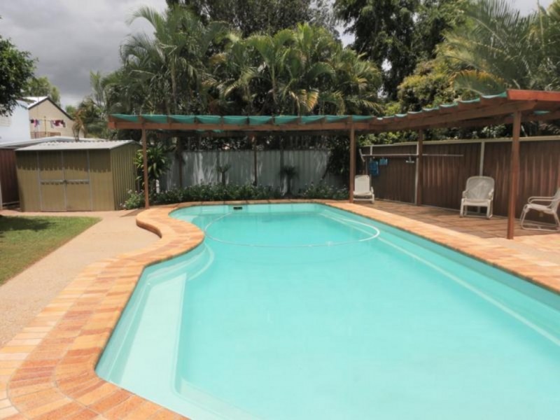 114 Harris Street, Emerald QLD 4720