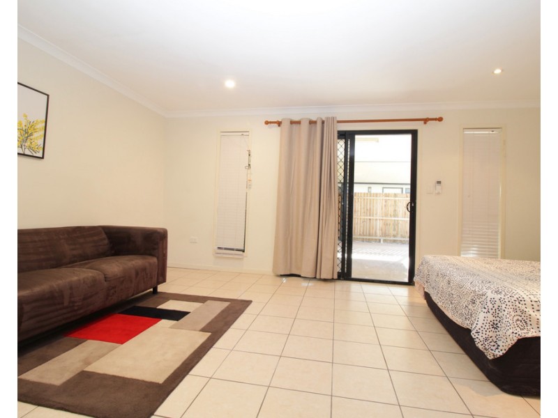 67 Anakie Street, Emerald QLD 4720