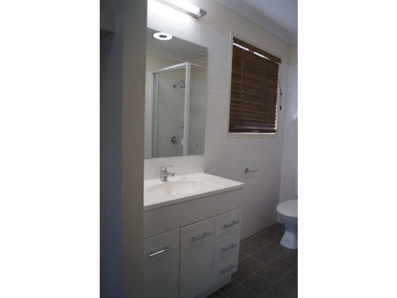 34 Moriarty Street, Emerald QLD 4720