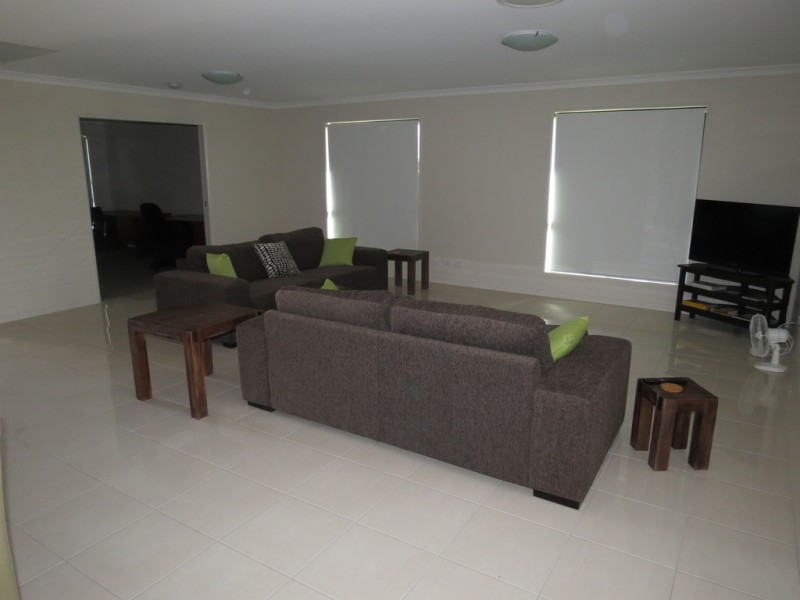 15 Kassidy Drive, Emerald QLD 4720