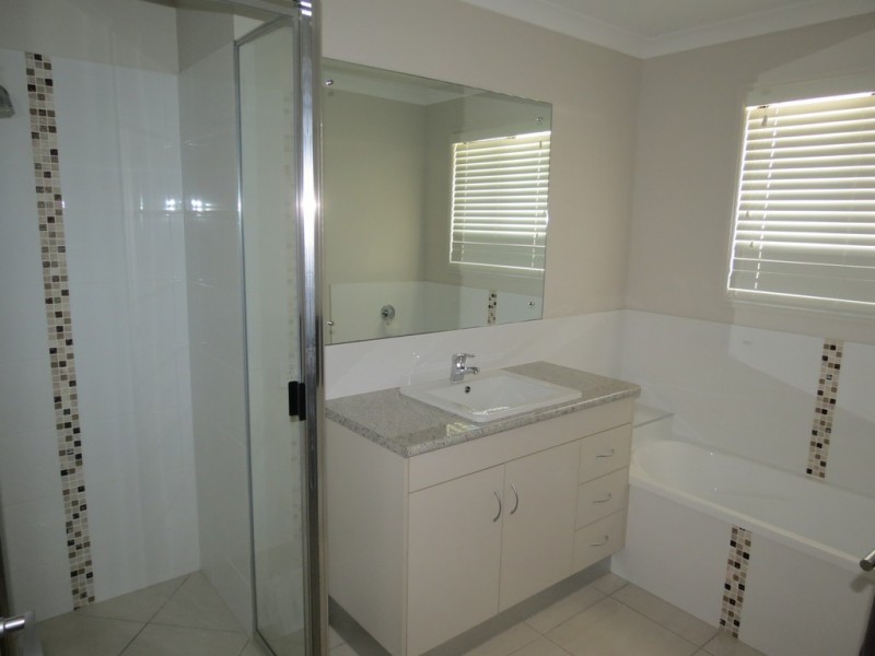 15 Kassidy Drive, Emerald QLD 4720