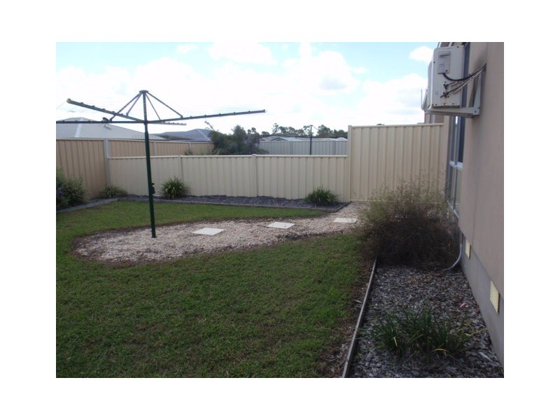 16A Mayfair Drive, Emerald QLD 4720