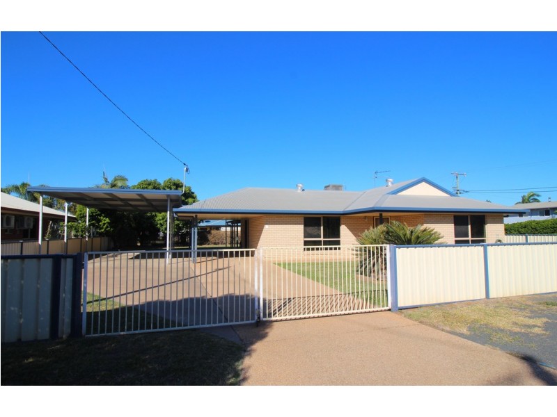 8 Stephanie Court, Emerald QLD 4720