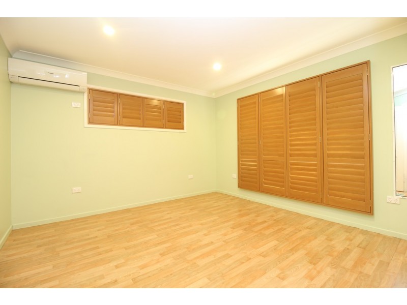 8 Stephanie Court, Emerald QLD 4720