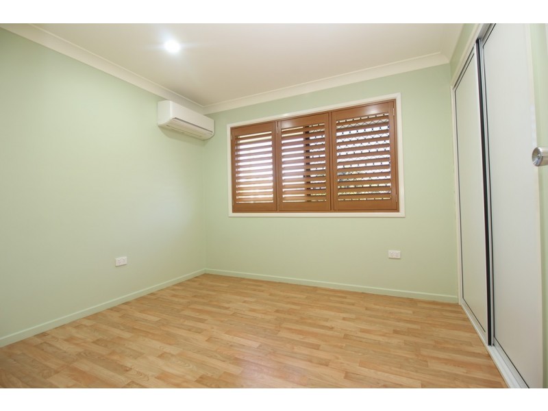 8 Stephanie Court, Emerald QLD 4720