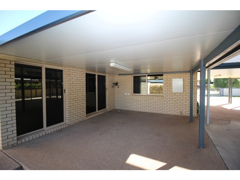 8 Stephanie Court, Emerald QLD 4720