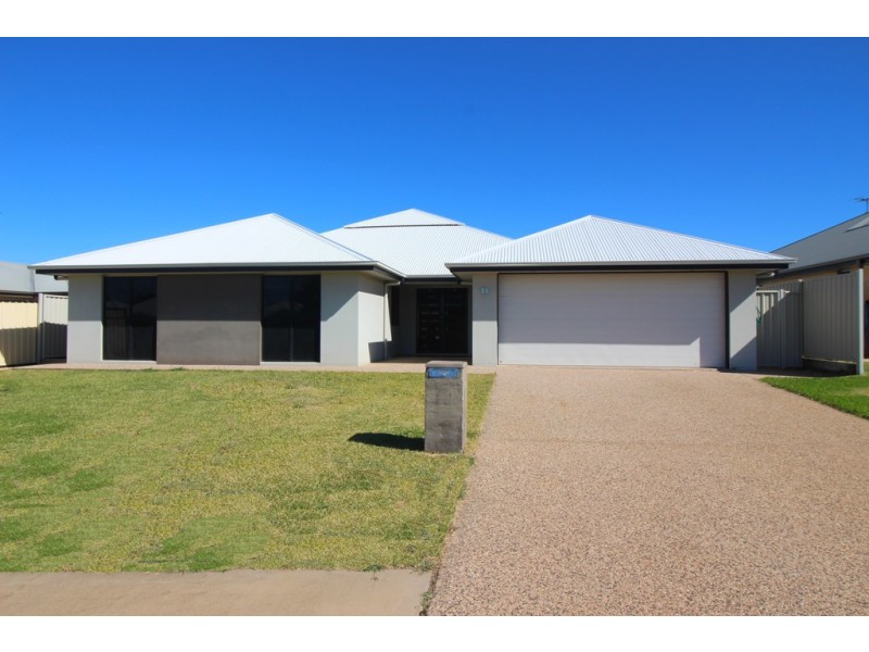 21 Glovar Street, Emerald QLD 4720