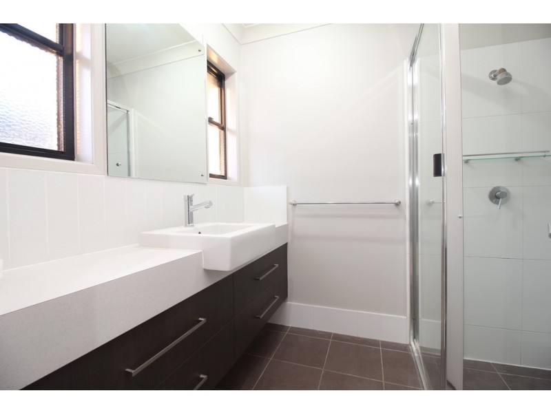 21 Glovar Street, Emerald QLD 4720