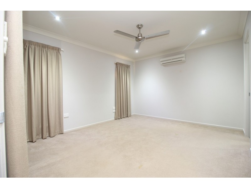 21 Glovar Street, Emerald QLD 4720