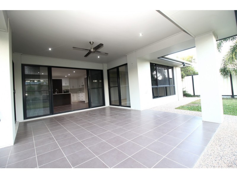 21 Glovar Street, Emerald QLD 4720