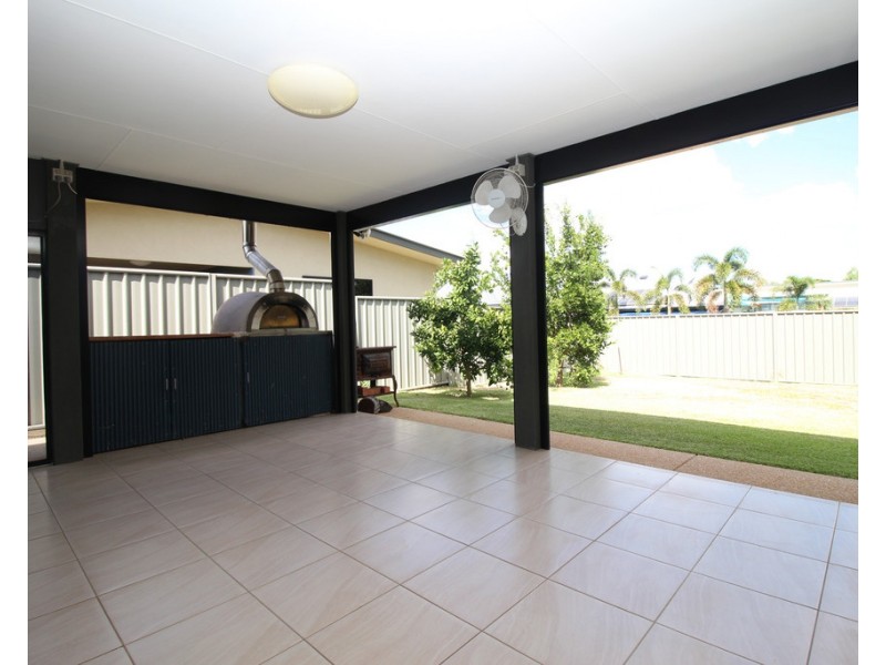 55 White Street, Emerald QLD 4720