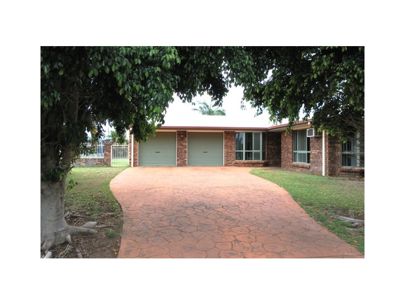 1 Kurrajong Close, Emerald QLD 4720