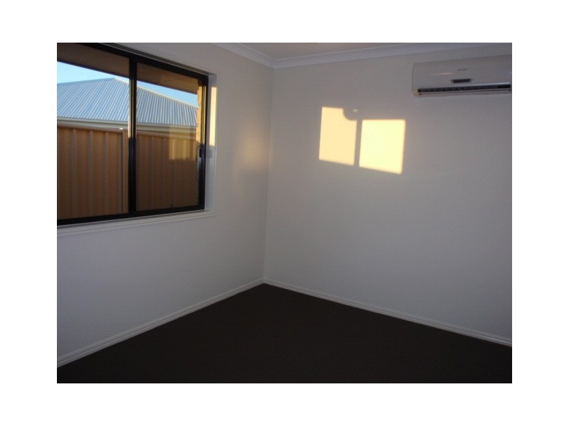 5 Highlands Court, Emerald QLD 4720