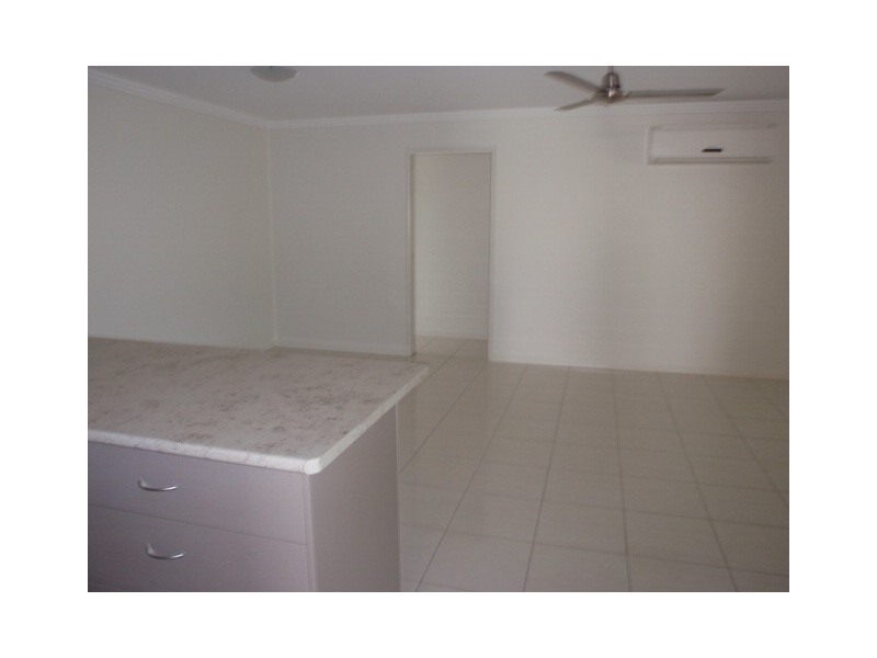 9 Blue Gum Drive, Emerald QLD 4720