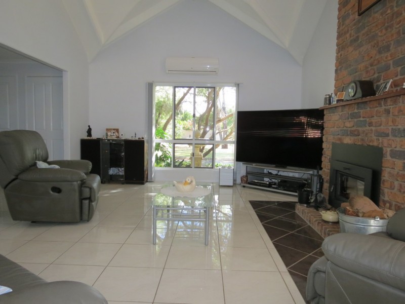 5 Quinn Street, Emerald QLD 4720