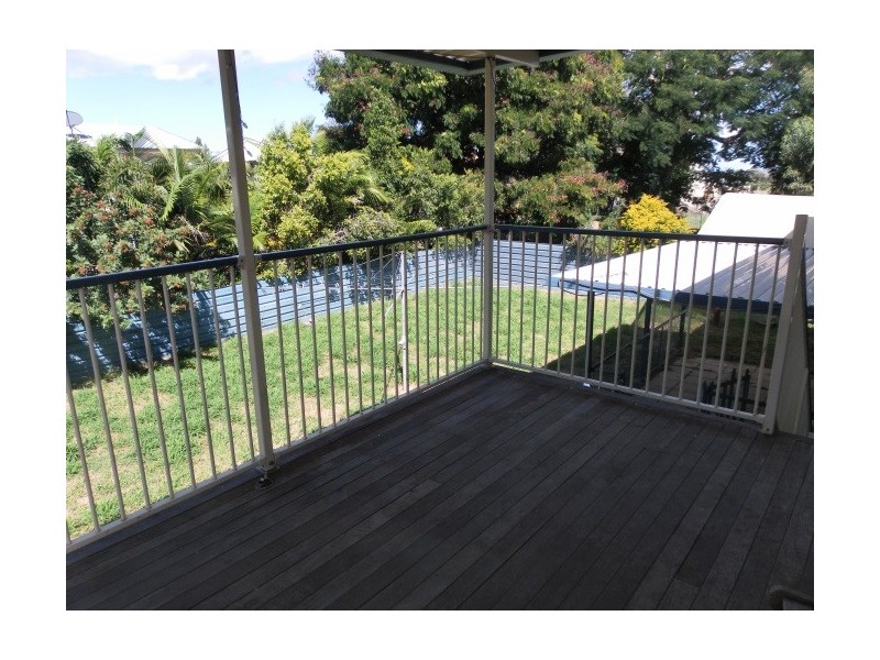 9 Kurrajong Street, Blackwater QLD 4717