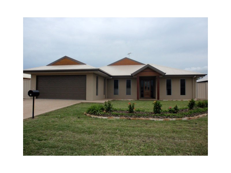 13 Blue Gum Drive, Emerald QLD 4720