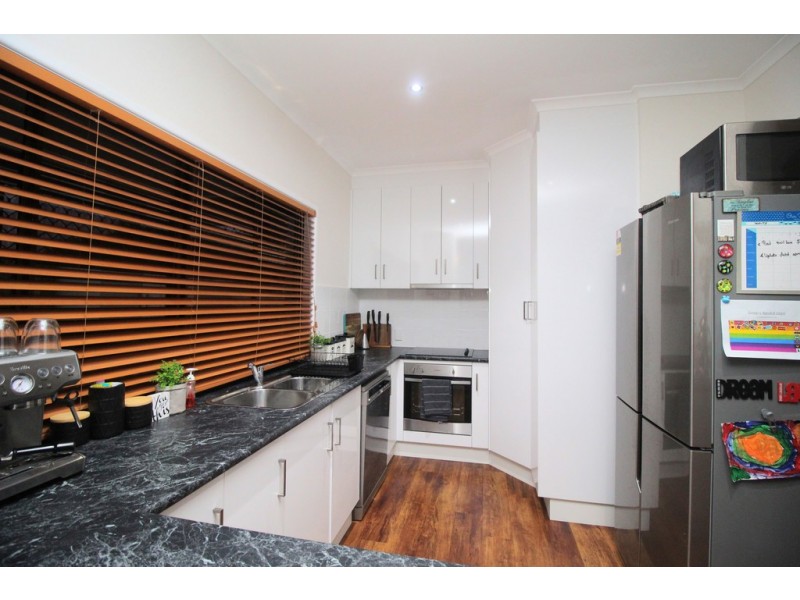14 Julie Court, Emerald QLD 4720