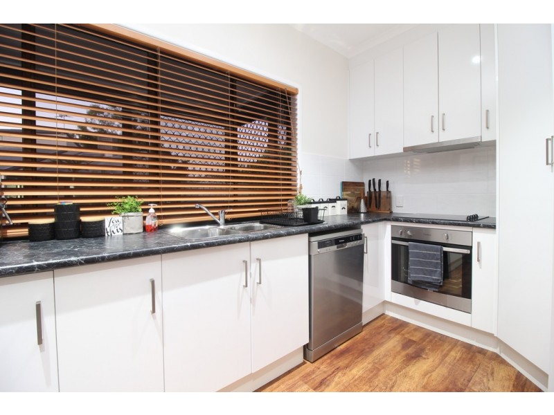 14 Julie Court, Emerald QLD 4720