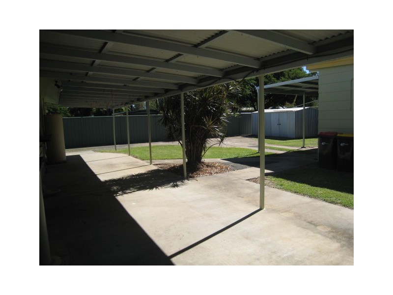 39 Harris Street, Emerald QLD 4720