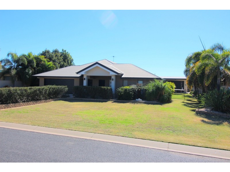24 Carrington Place, Emerald QLD 4720