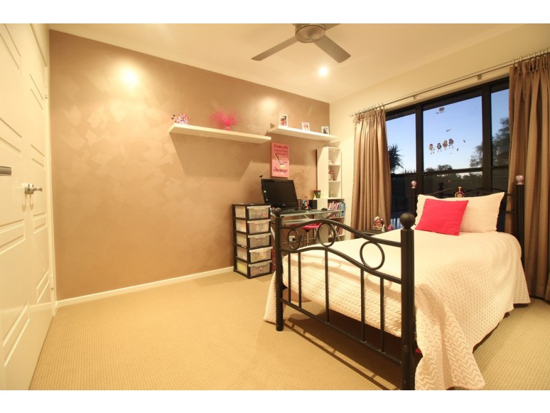 24 Carrington Place, Emerald QLD 4720