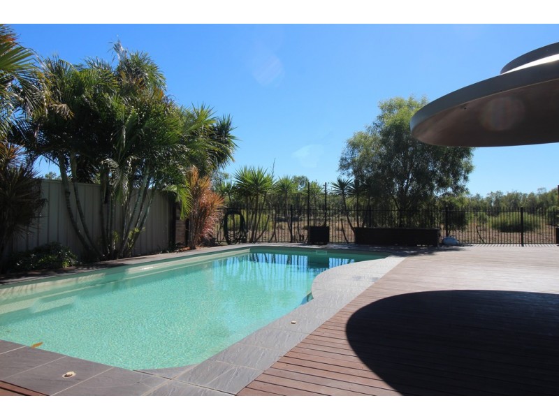 24 Carrington Place, Emerald QLD 4720