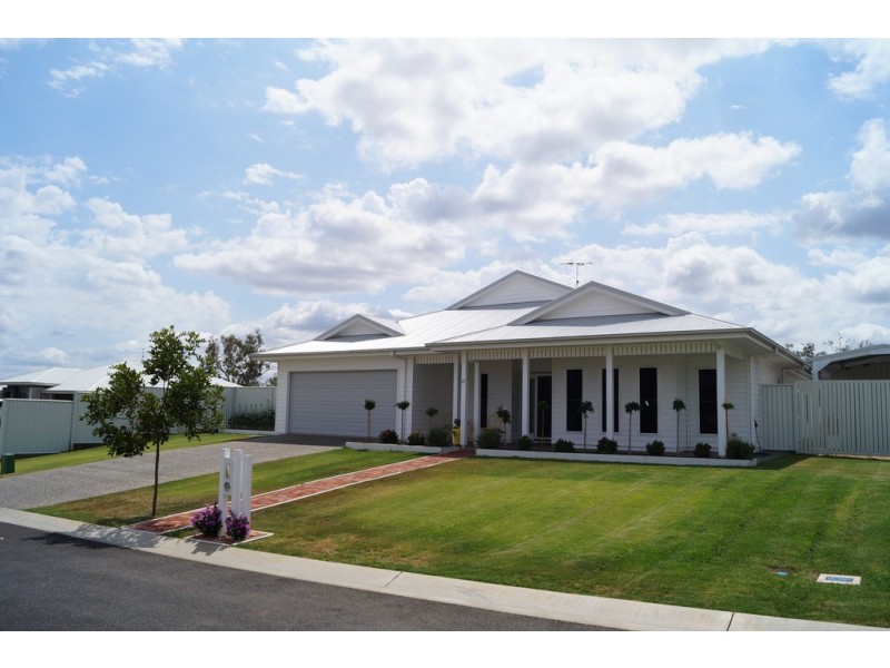 17 Longford Street, Emerald QLD 4720