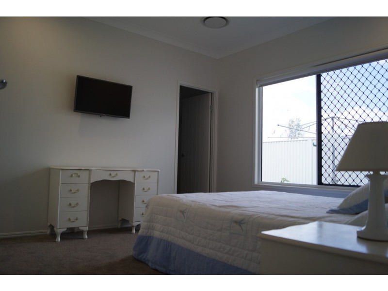 17 Longford Street, Emerald QLD 4720
