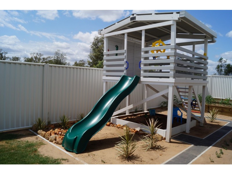 17 Longford Street, Emerald QLD 4720