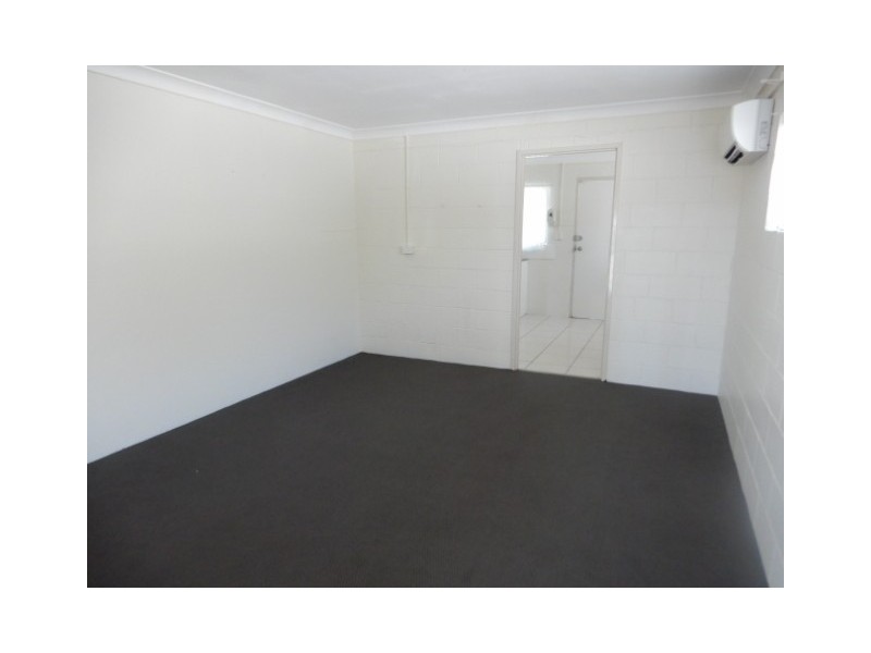98 Anakie Street, Emerald QLD 4720