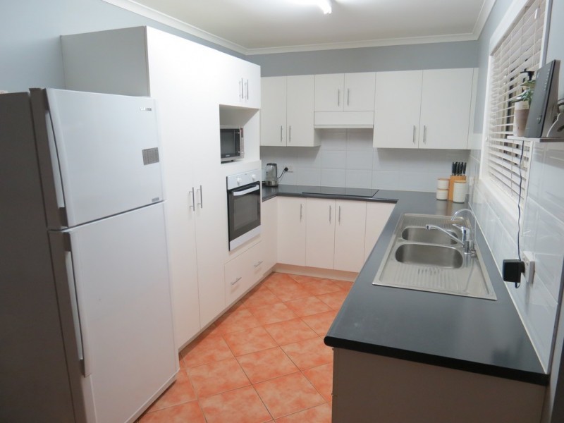 86 Braeside Road, Emerald QLD 4720