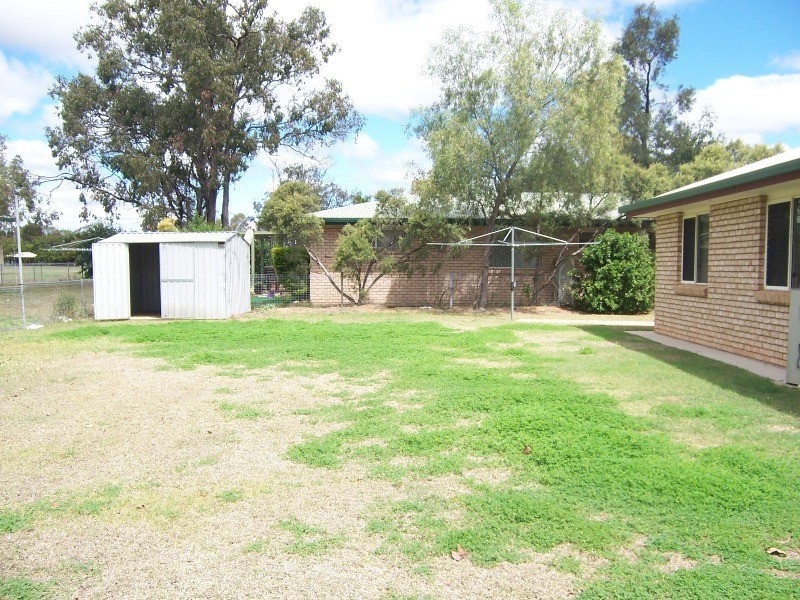 15 Louisa Court, Emerald QLD 4720
