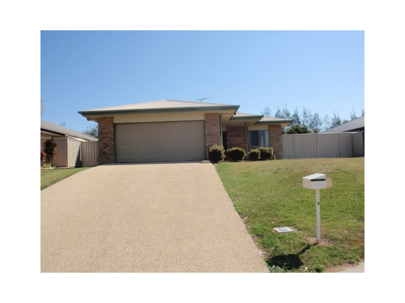 3 Chandon Court, Emerald QLD 4720