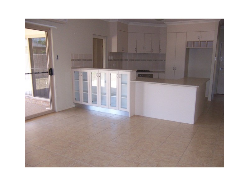 3 Chandon Court, Emerald QLD 4720