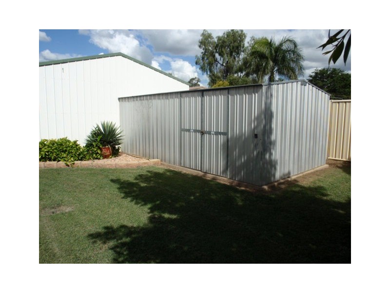 101 Roberts Street, Emerald QLD 4720