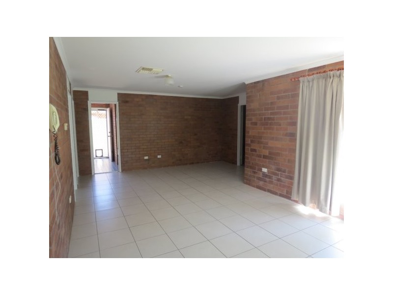 101 Roberts Street, Emerald QLD 4720