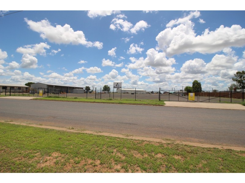 10 Jarrah Street, Blackwater QLD 4717
