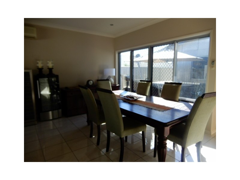 13B Mooney Crescent, Emerald QLD 4720