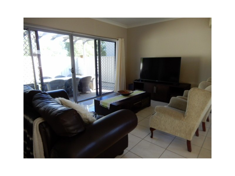 13B Mooney Crescent, Emerald QLD 4720