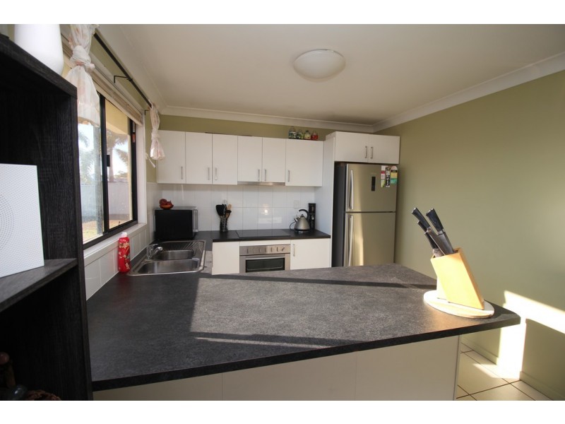 38 Mayfair Drive, Emerald QLD 4720