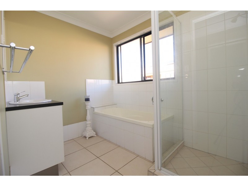 38 Mayfair Drive, Emerald QLD 4720