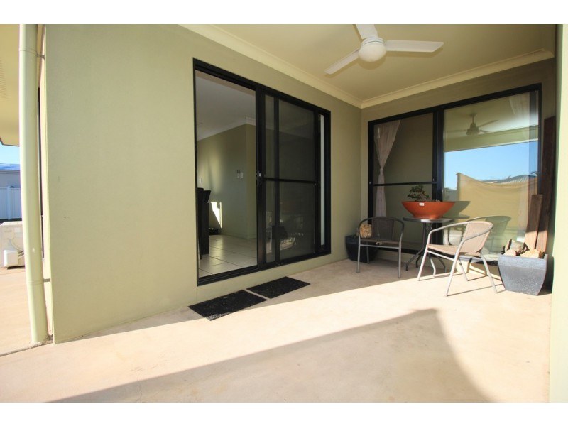 38 Mayfair Drive, Emerald QLD 4720