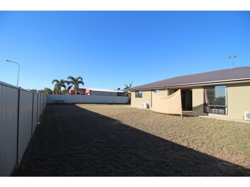 38 Mayfair Drive, Emerald QLD 4720