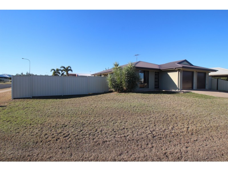 38 Mayfair Drive, Emerald QLD 4720