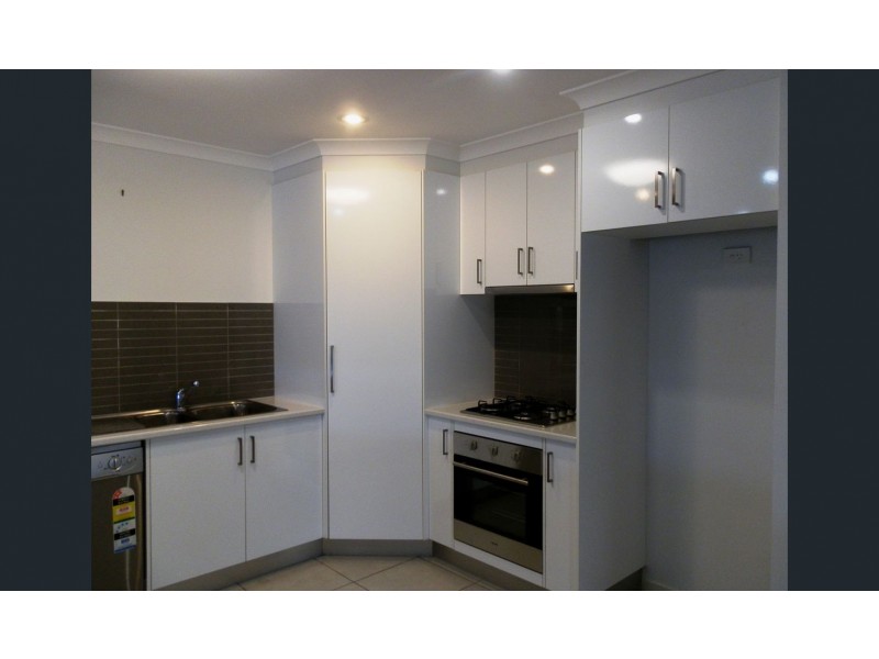 1/7 Calderwood Street, Emerald QLD 4720