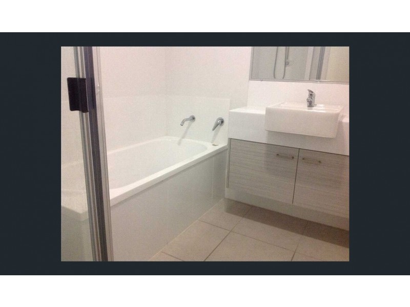1/7 Calderwood Street, Emerald QLD 4720
