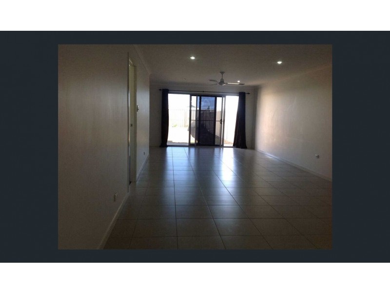 1/7 Calderwood Street, Emerald QLD 4720