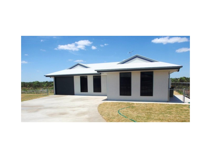 21 Mount MacAurthur Boulevard, Capella QLD 4723