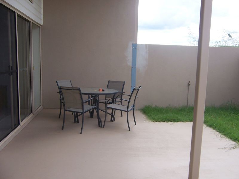 3/10 Guy Street, Emerald QLD 4720